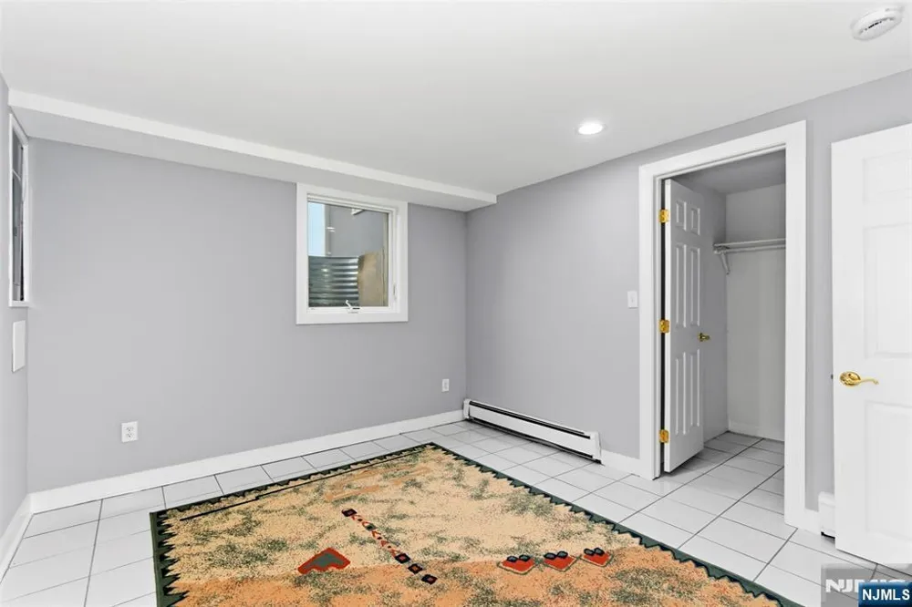 18 Old Wolfe Road Mount Olive Township, NJ 07828