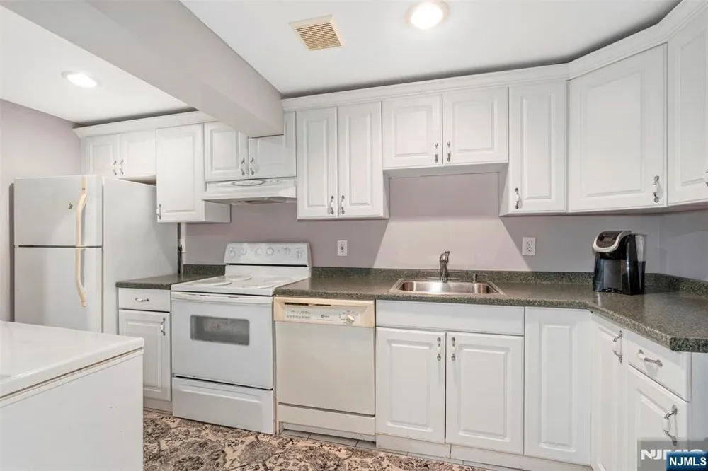 18 Old Wolfe Road Mount Olive Township, NJ 07828