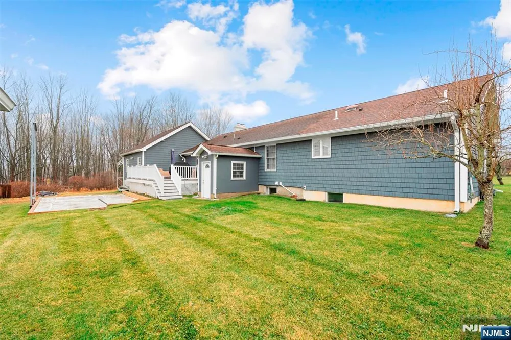 18 Old Wolfe Road Mount Olive Township, NJ 07828