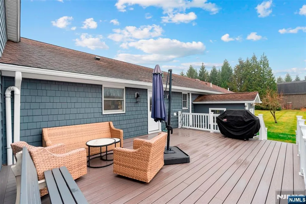 18 Old Wolfe Road Mount Olive Township, NJ 07828