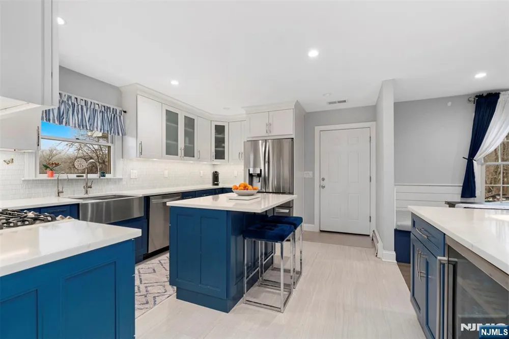 18 Old Wolfe Road Mount Olive Township, NJ 07828