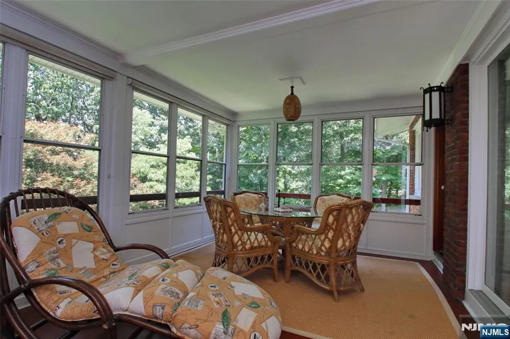 3 Highwood Place Alpine, NJ 07620