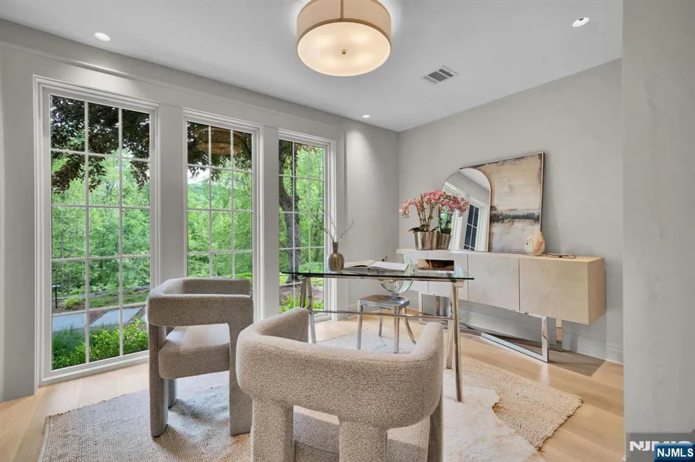 171 Campbell Road Far Hills, NJ 07931