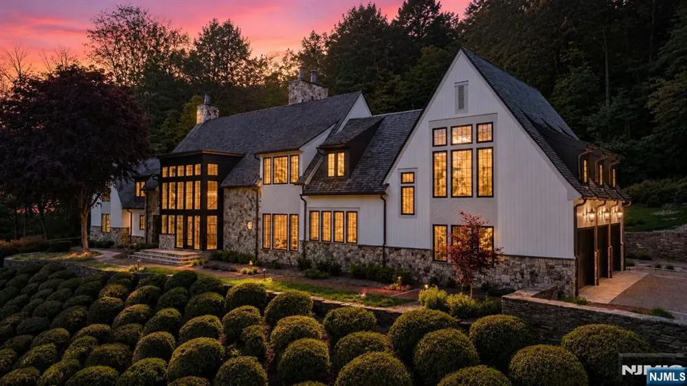 171 Campbell Road Far Hills, NJ 07931