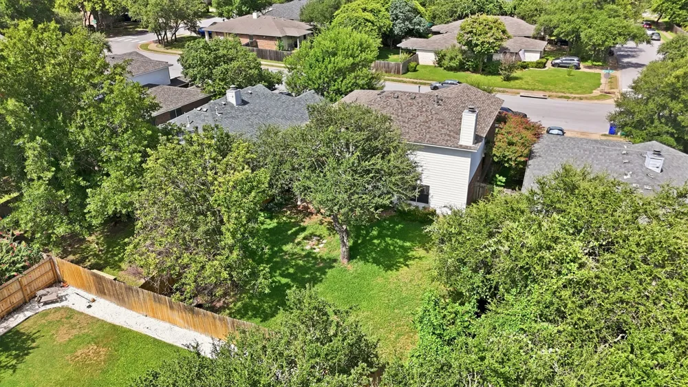 1806 Carriage Hills Trail Cedar Park, TX 78613