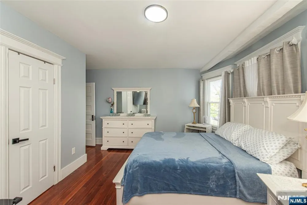 191 Smith Street Newark, NJ 07106