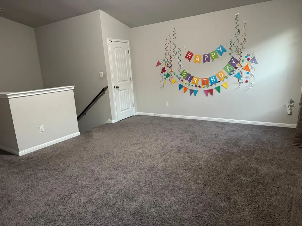 1052 Myrna Bend Leander, TX 78641