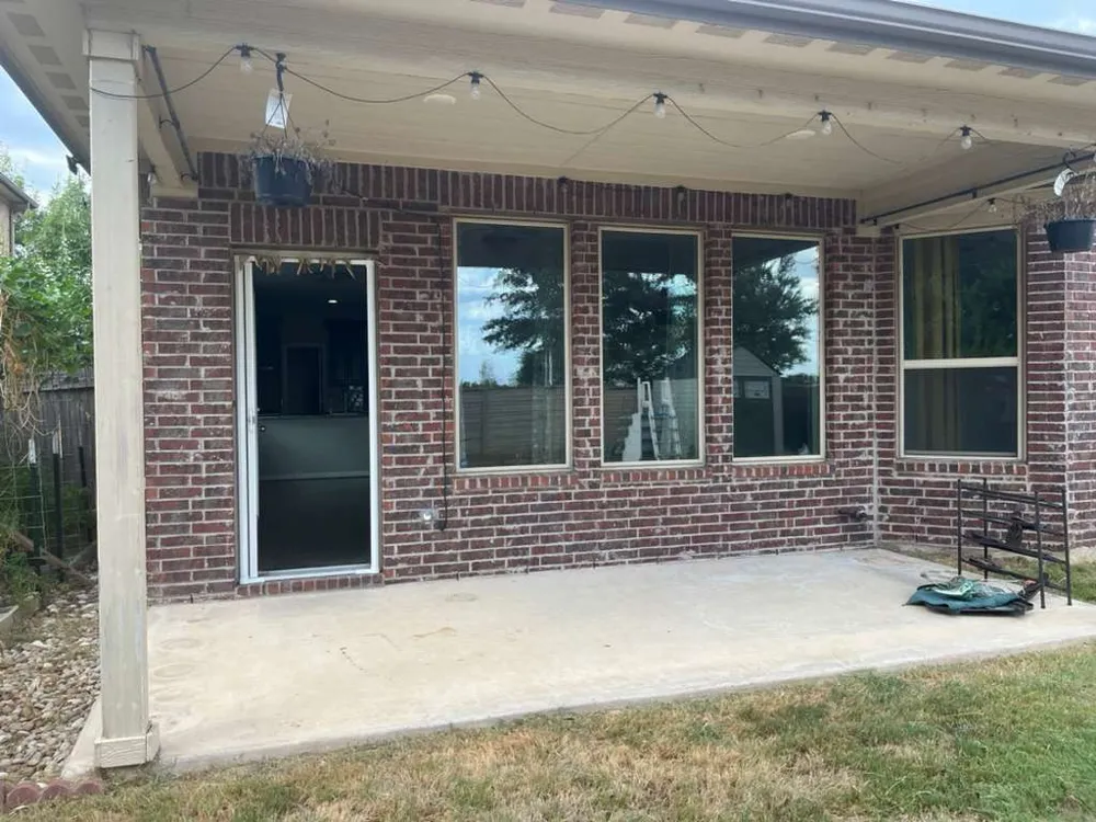 1052 Myrna Bend Leander, TX 78641