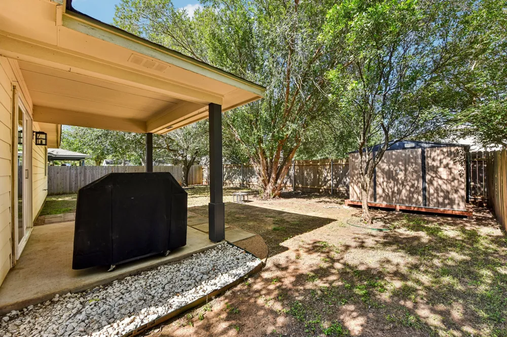 170 Kates Cove Buda, TX 78610