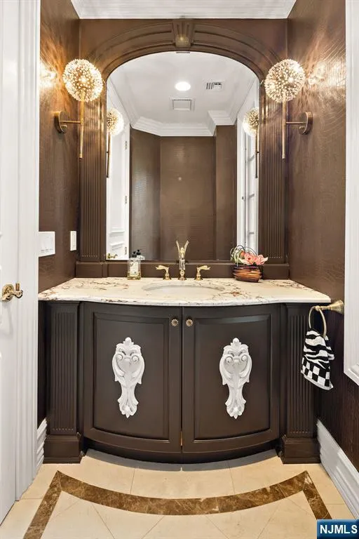 23 Hunter Ridge Woodcliff Lake, NJ 07677