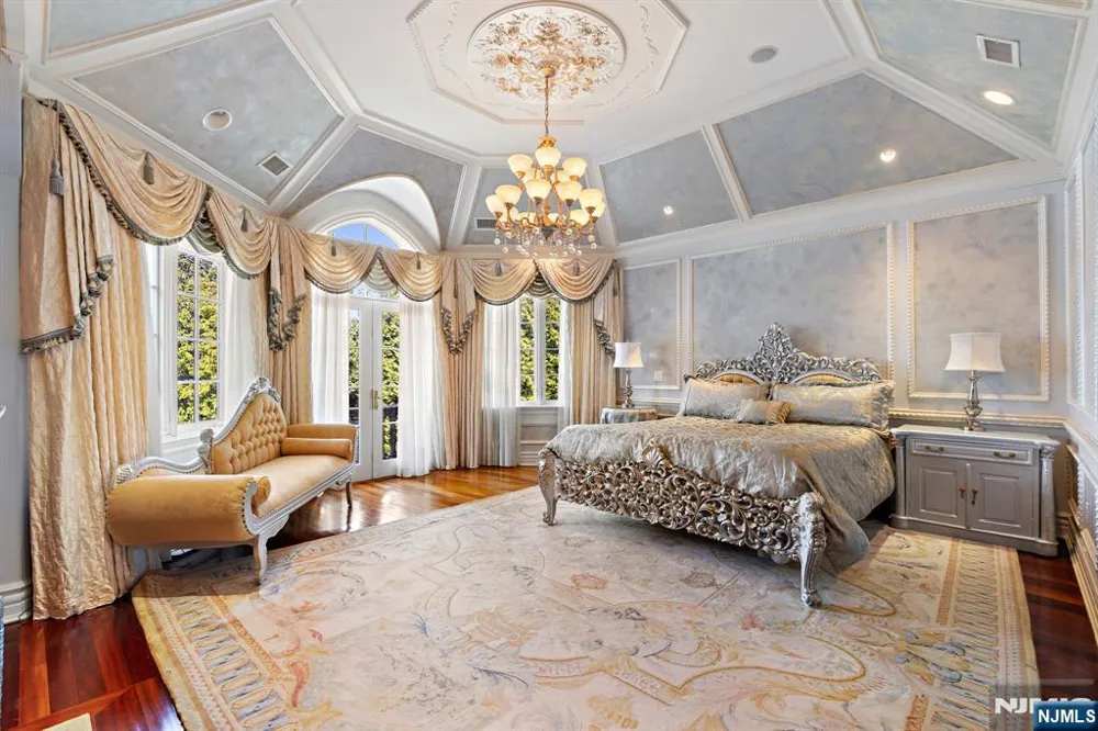 117 Truman Drive Cresskill, NJ 07626