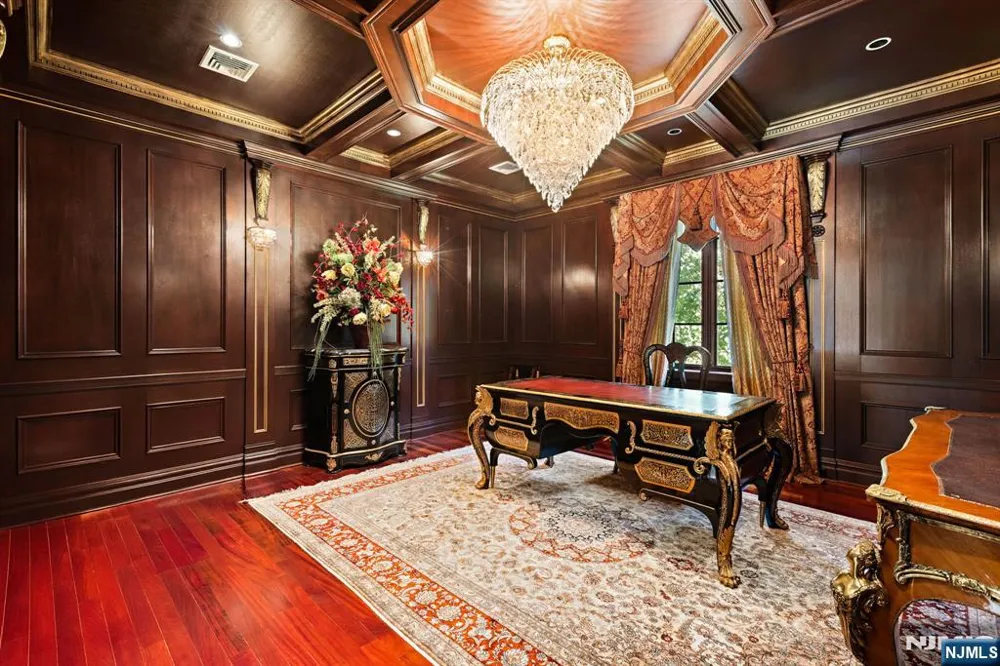 117 Truman Drive Cresskill, NJ 07626
