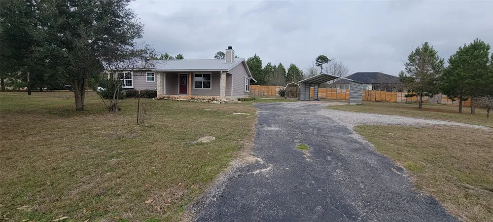 195 Cardinal Drive Paige, TX 78659