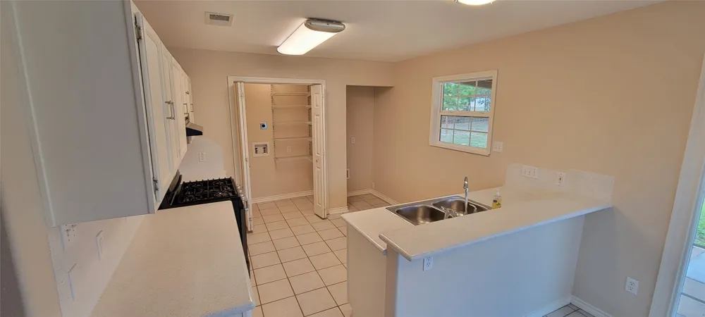 195 Cardinal Drive Paige, TX 78659