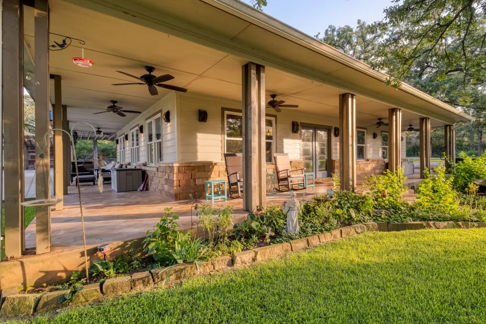 1474 County Road B Lexington, TX 78947