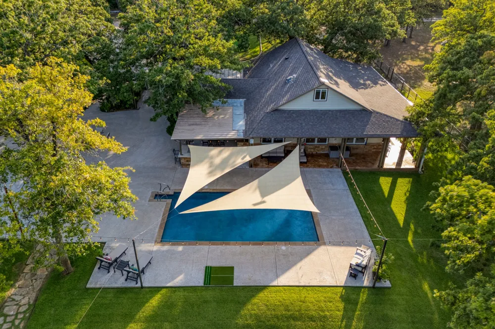 1474 County Road B Lexington, TX 78947