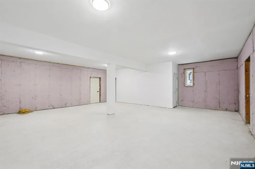 109 Monmouth Avenue Wayne, NJ 07470