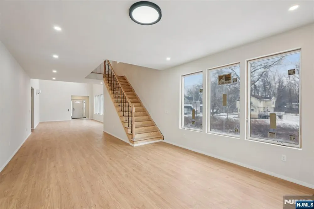 109 Monmouth Avenue Wayne, NJ 07470