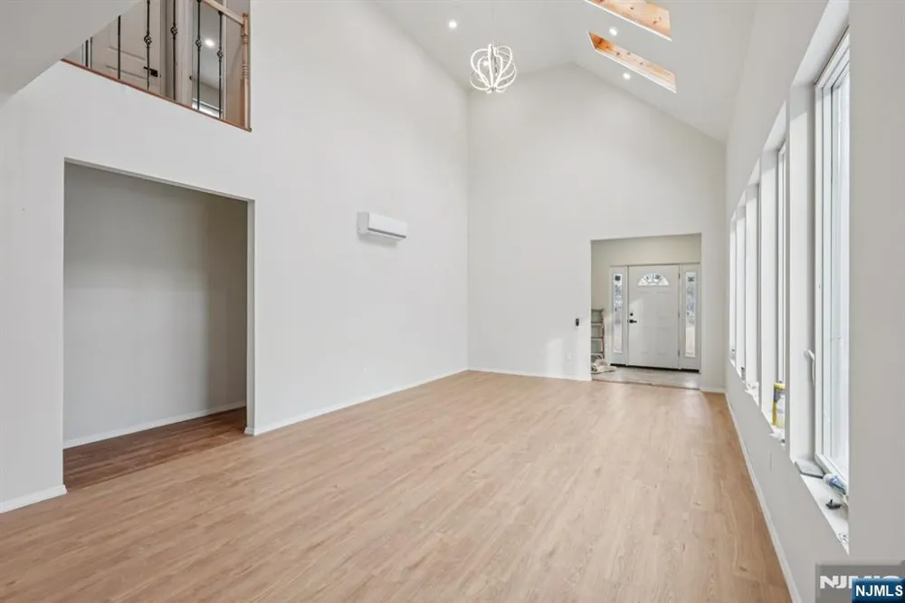 109 Monmouth Avenue Wayne, NJ 07470