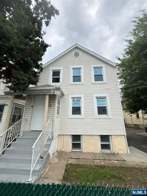 64 Jefferson Street
