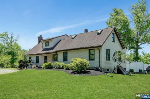 104 Steinmetz Road