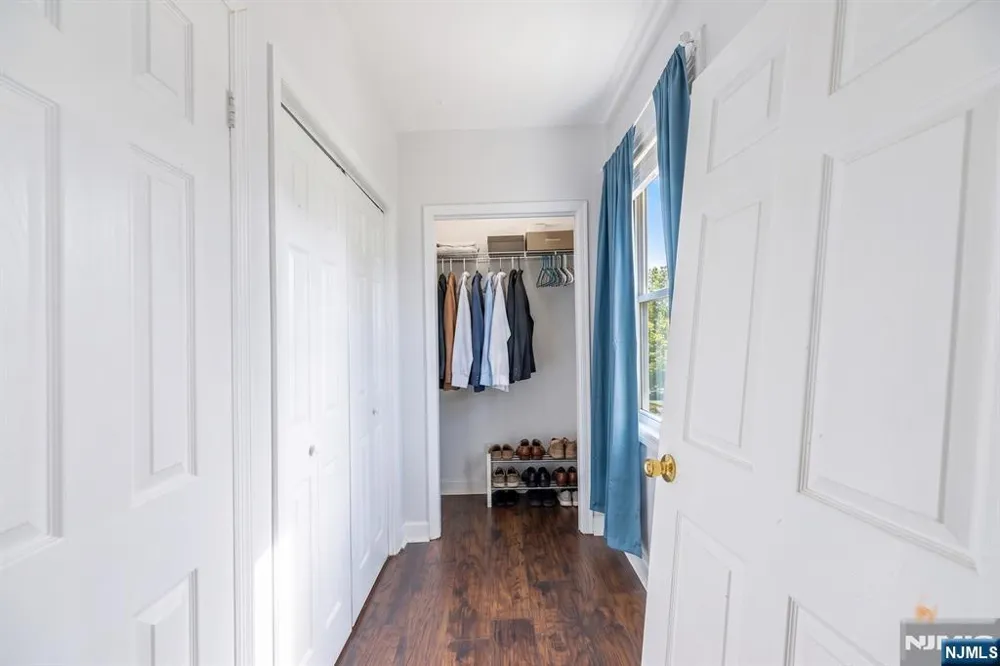 158 Clinton Street East Orange, NJ 07018