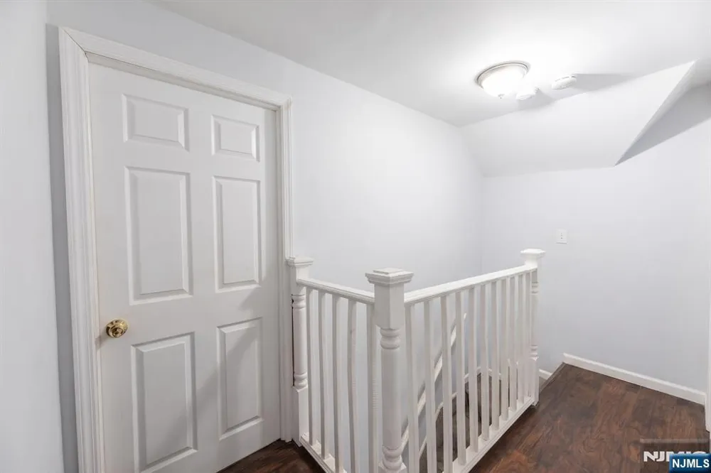 158 Clinton Street East Orange, NJ 07018