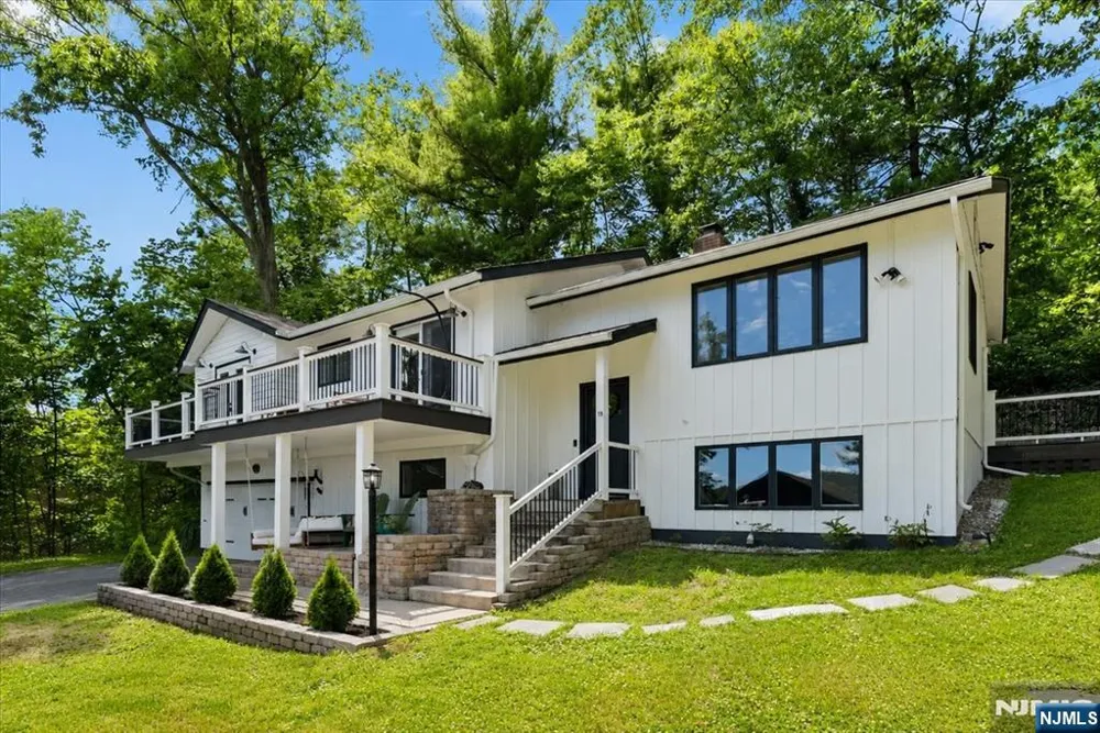 19 Somerville Road West Milford, NJ 07421