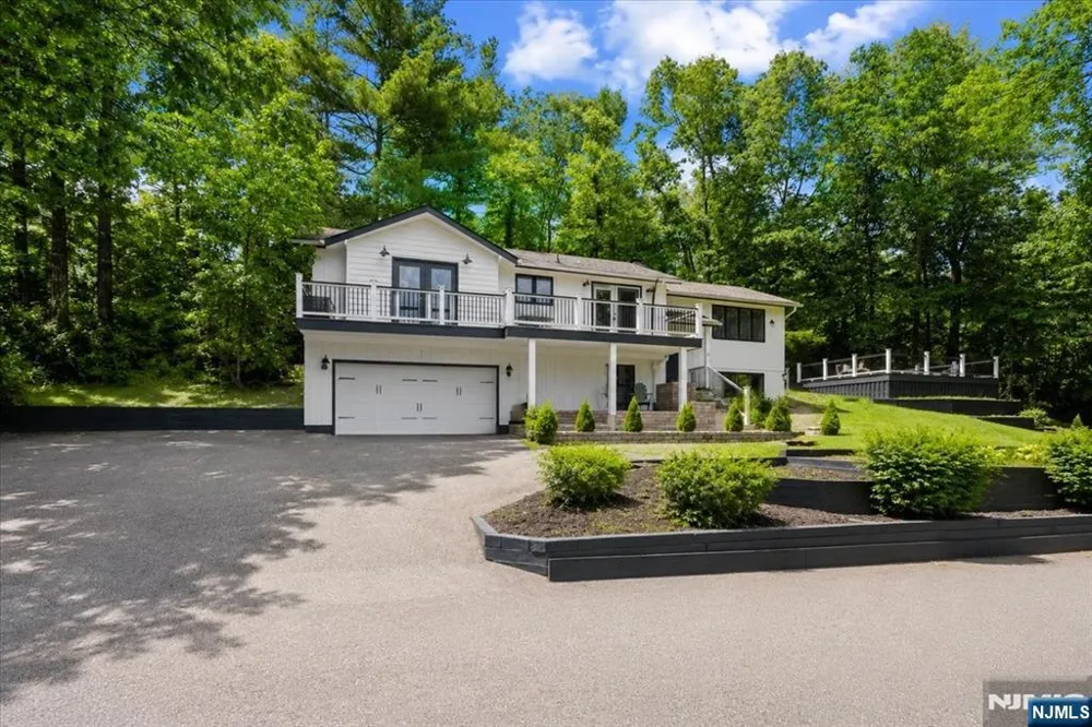 19 Somerville Road West Milford, NJ 07421