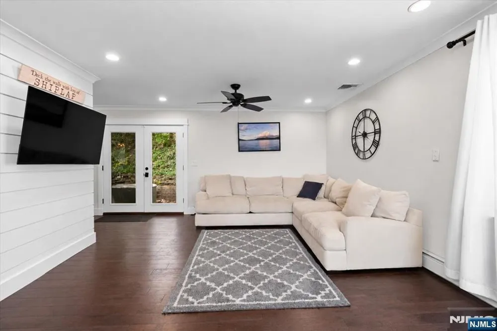 19 Somerville Road West Milford, NJ 07421