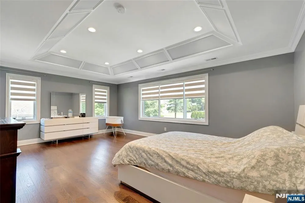 697 Terrace Drive Paramus, NJ 07652