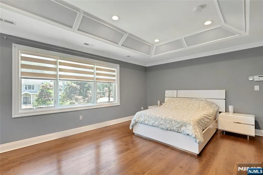 697 Terrace Drive Paramus, NJ 07652