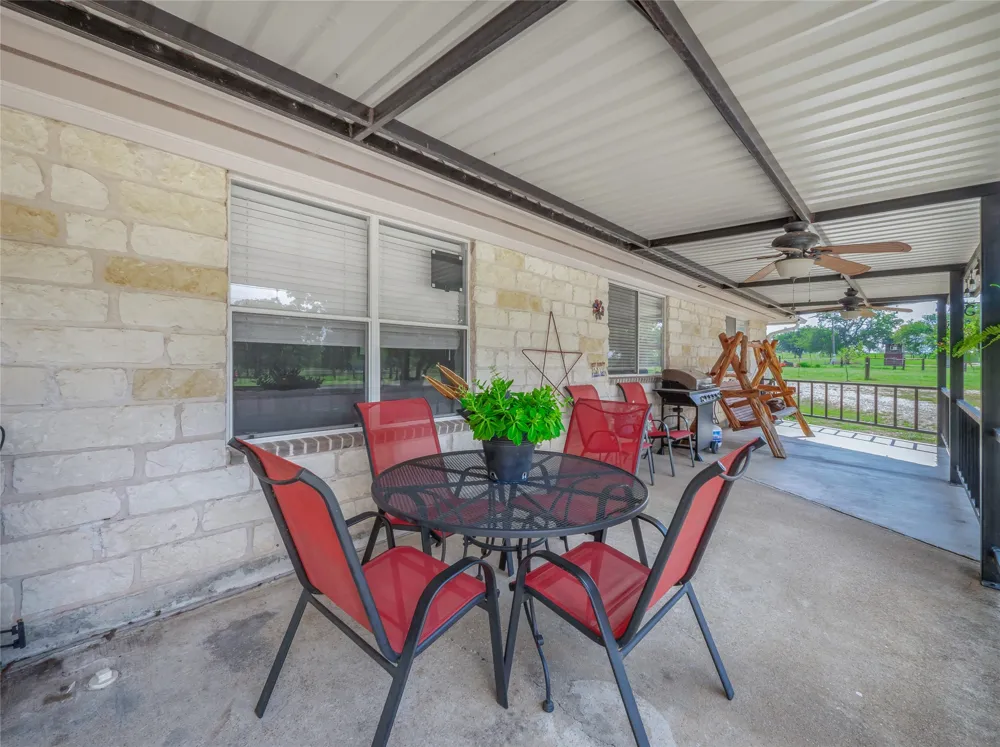 1650 County Road 439 Thorndale, TX 76577