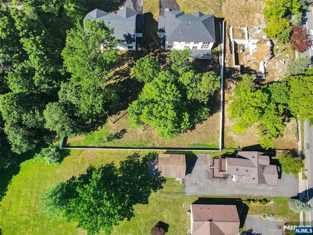 1093 Littleton Road Morris Plainsugh, NJ 07950