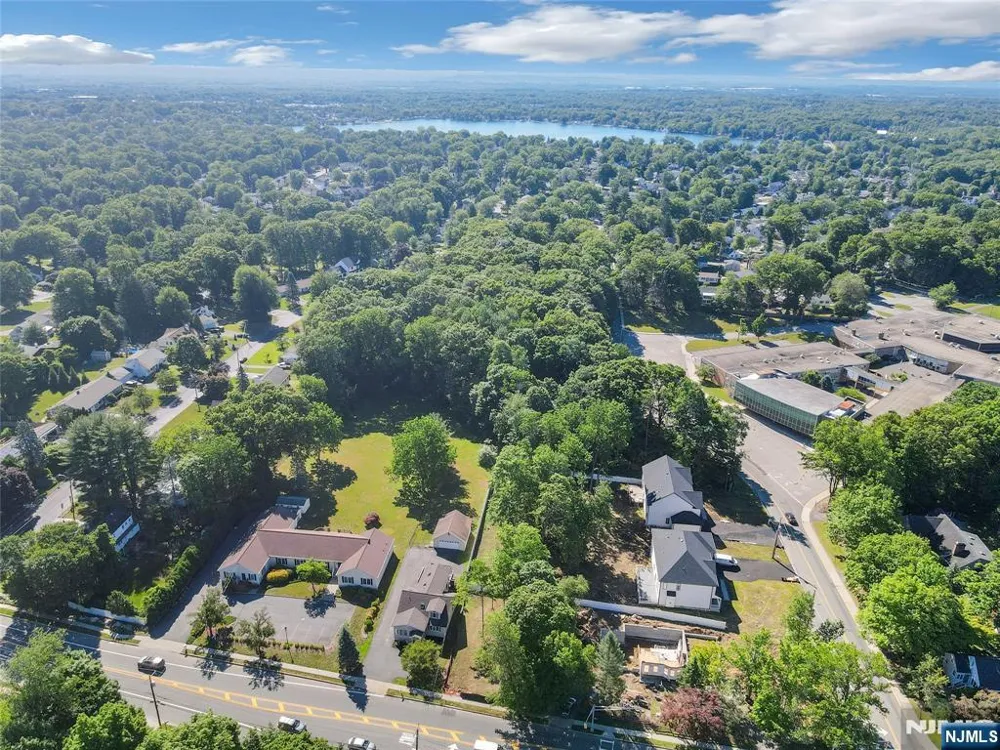 1093 Littleton Road Morris Plainsugh, NJ 07950