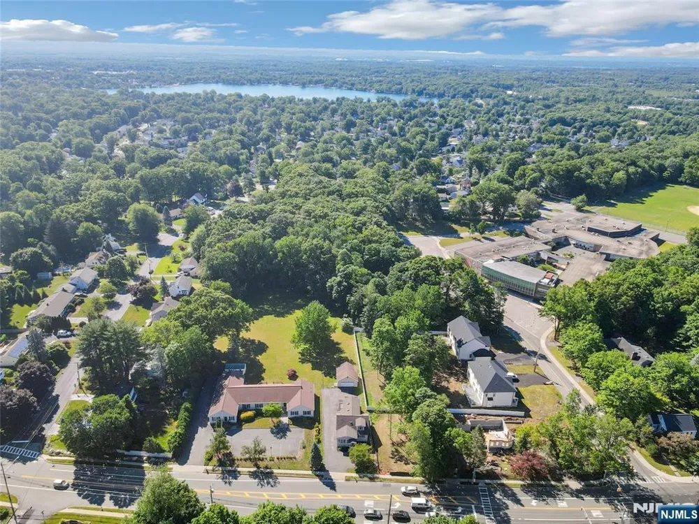 1093 Littleton Road Morris Plainsugh, NJ 07950