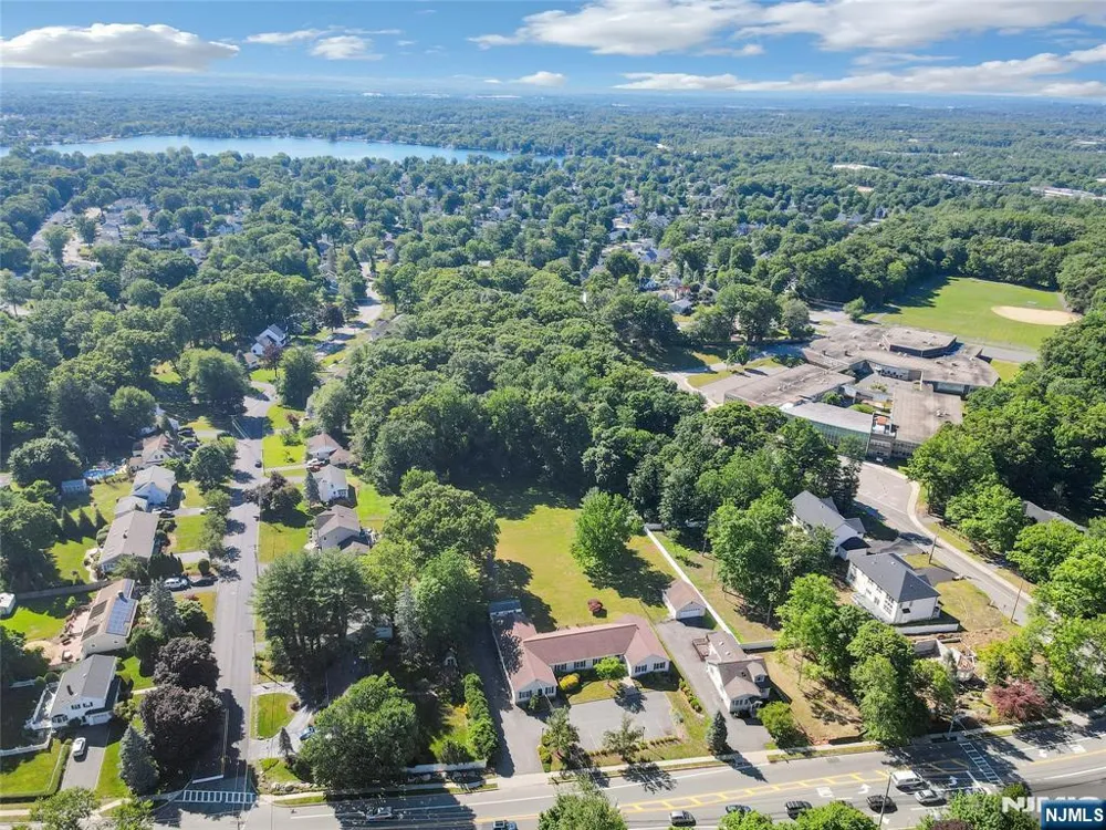 1093 Littleton Road Morris Plainsugh, NJ 07950