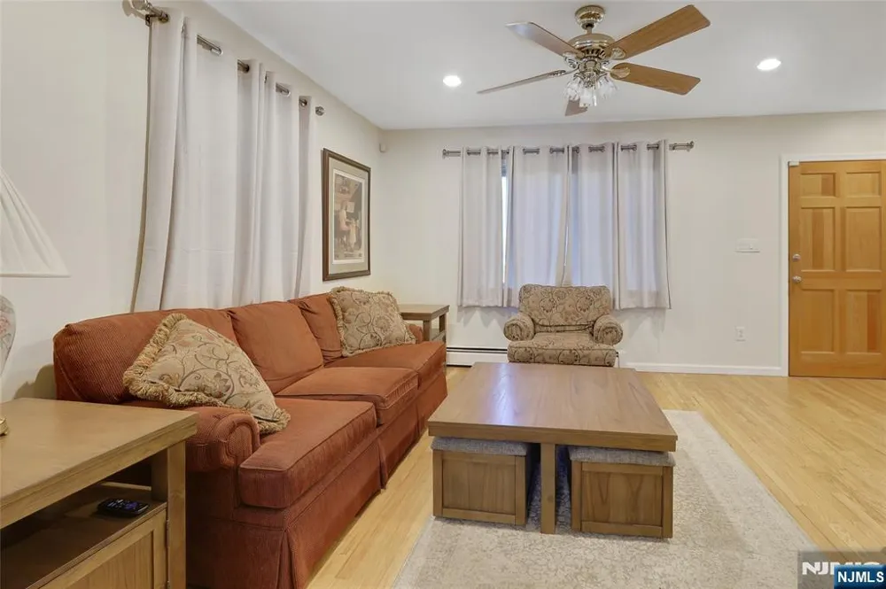 1093 Littleton Road Morris Plainsugh, NJ 07950