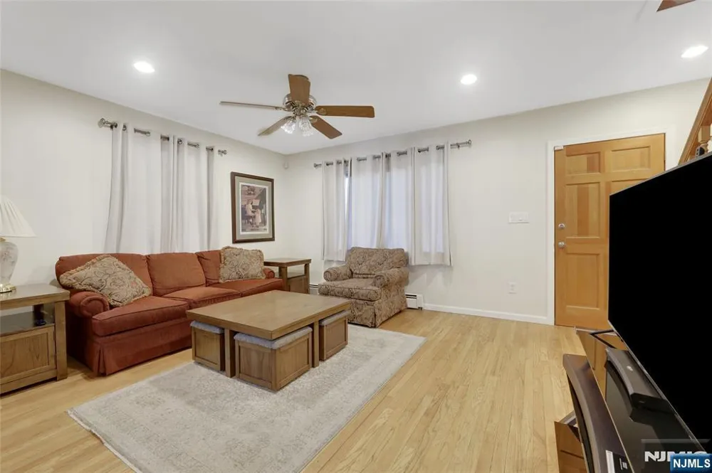 1093 Littleton Road Morris Plainsugh, NJ 07950