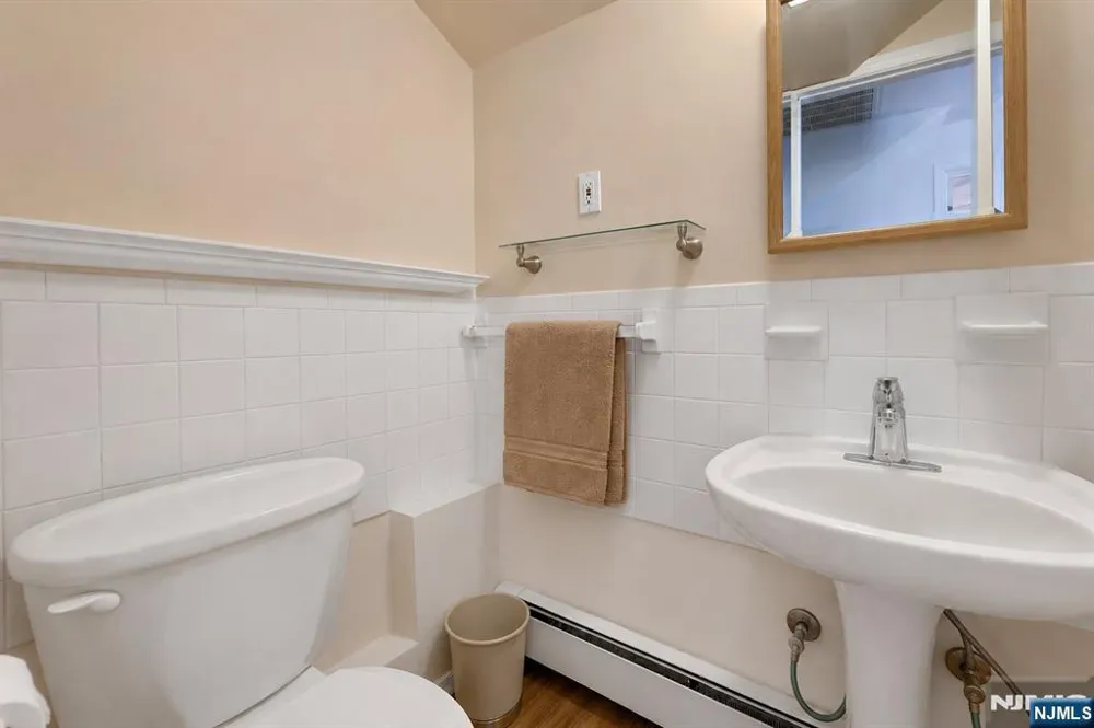 1093 Littleton Road Morris Plainsugh, NJ 07950
