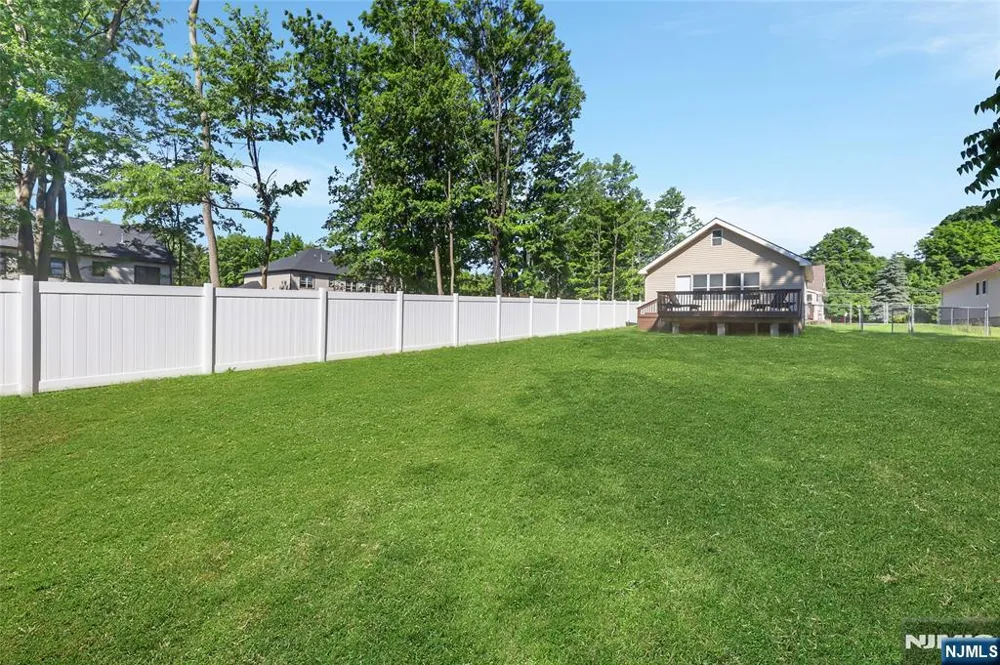 1093 Littleton Road Morris Plainsugh, NJ 07950