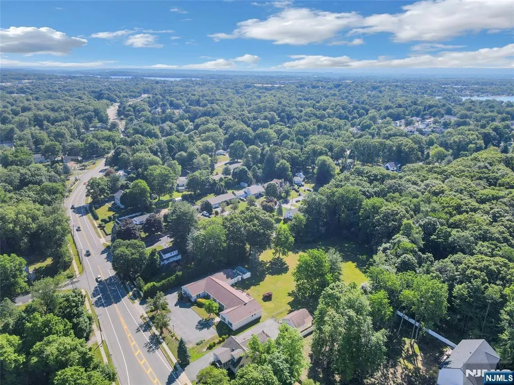 1093 Littleton Road Morris Plainsugh, NJ 07950