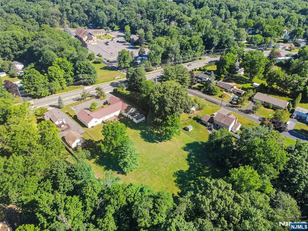 1093 Littleton Road Morris Plainsugh, NJ 07950
