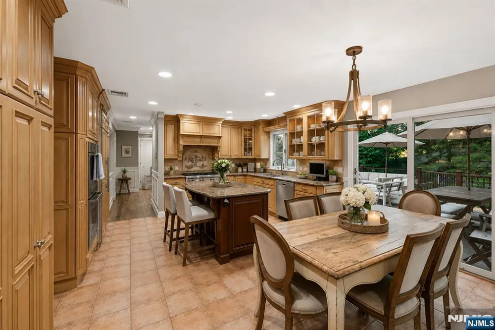 18 Monument Lane Alpine, NJ 07620