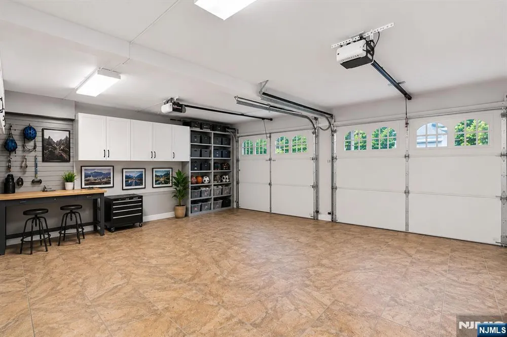 18 Monument Lane Alpine, NJ 07620