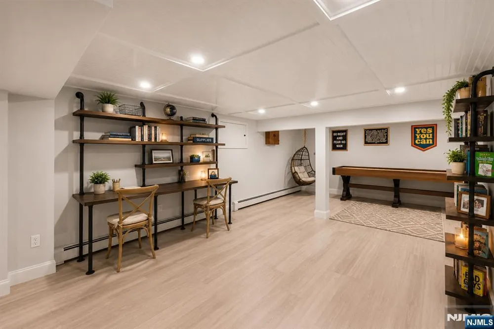 18 Monument Lane Alpine, NJ 07620