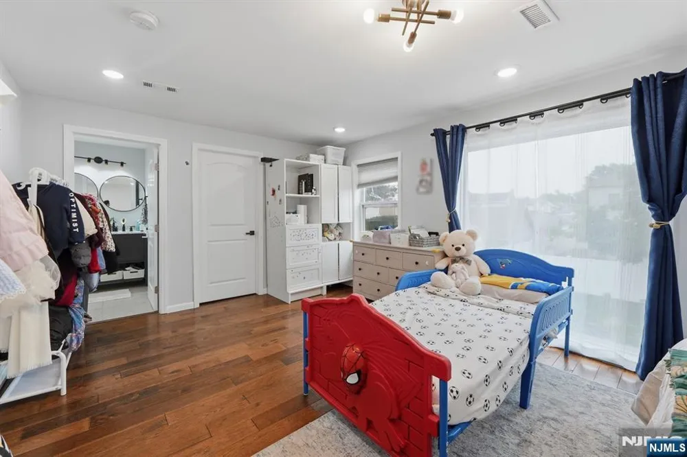 440 Alder Street Lyndhurst, NJ 07071