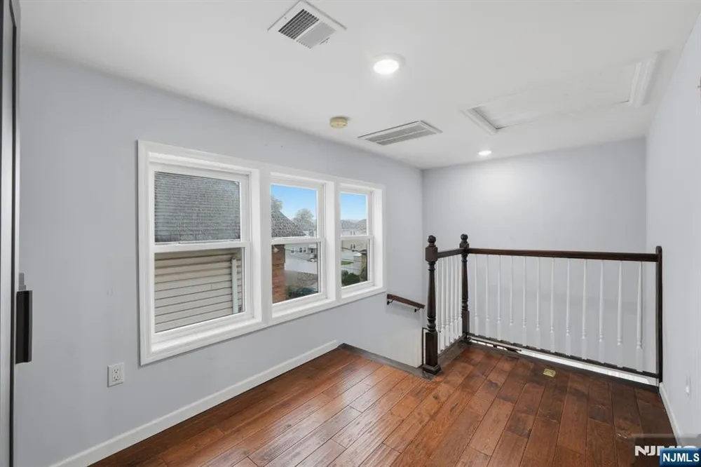 440 Alder Street Lyndhurst, NJ 07071