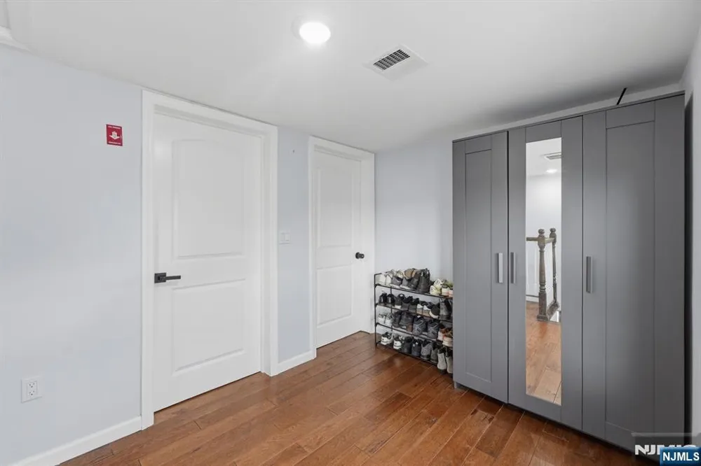 440 Alder Street Lyndhurst, NJ 07071