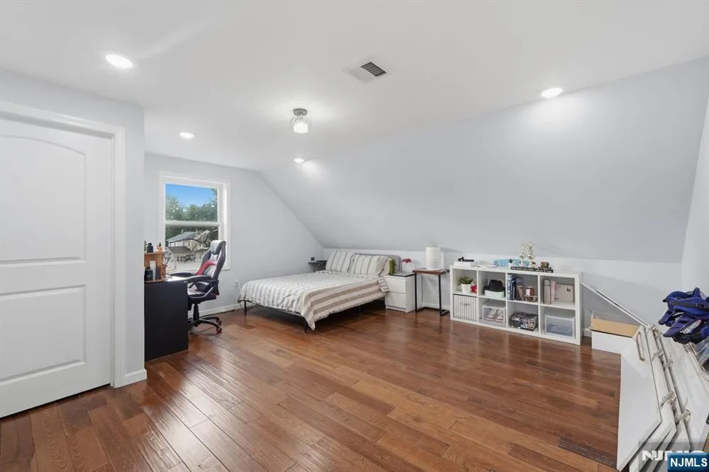 440 Alder Street Lyndhurst, NJ 07071